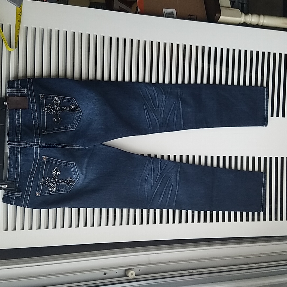 Jeans - Picture 10 of 11